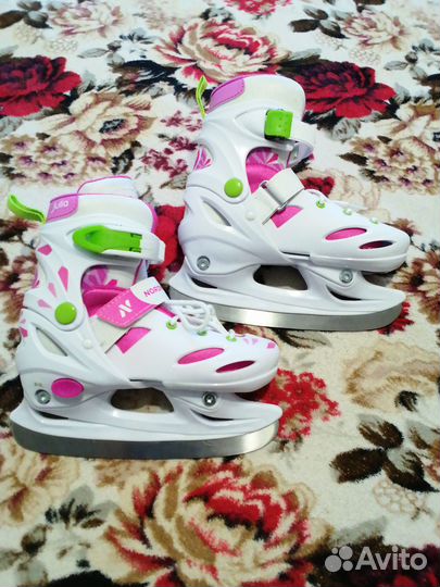 Коньки фигурные 30-33