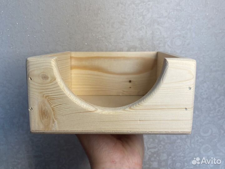 Салфетница из дерева