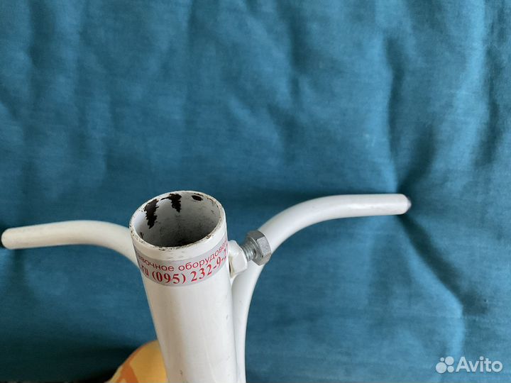 Подставка металлическая