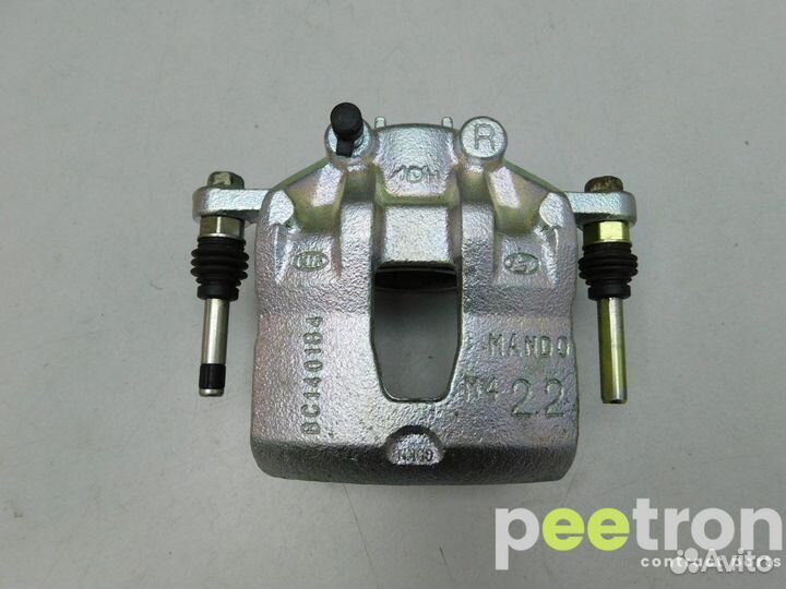 Б/У Суппорт передний правый новая 581901RA00