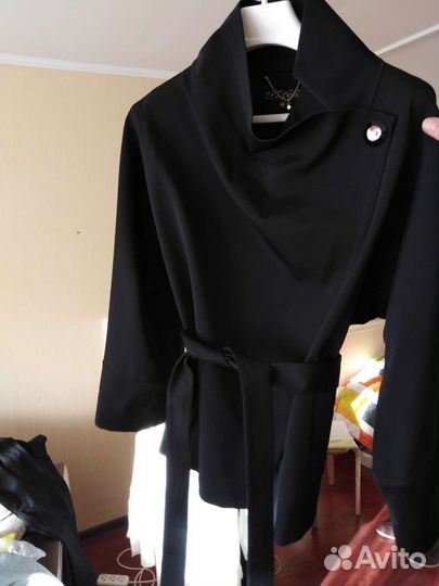 Плащ женский