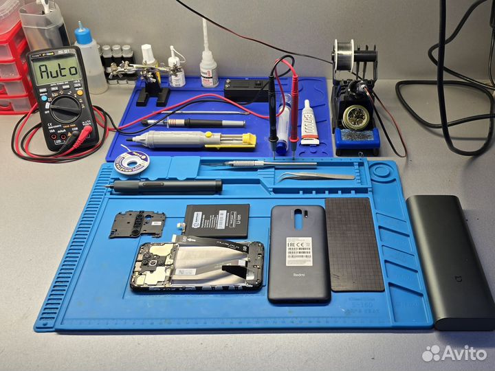 Ремонт телефонов iPhone Xiaomi Samsung