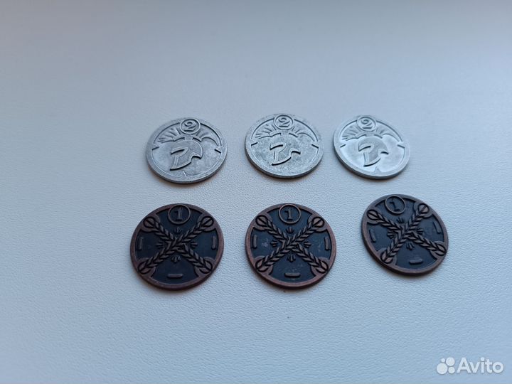 Монеты Магнит и Пятёрочка (обмен)