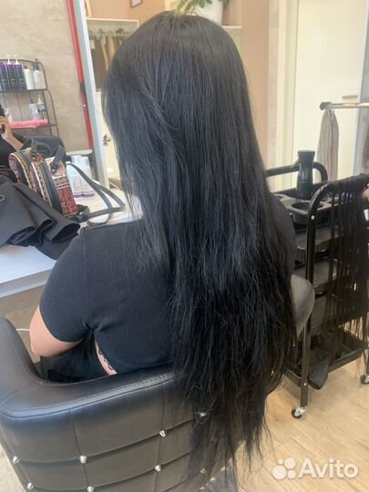 Модель на афрокудри