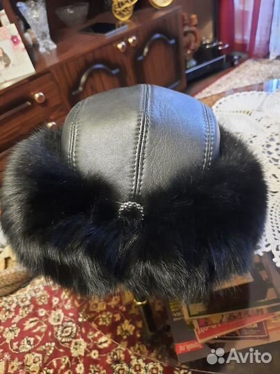Шапка женская кожаная