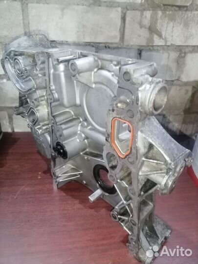 Крышка грм Mercedes