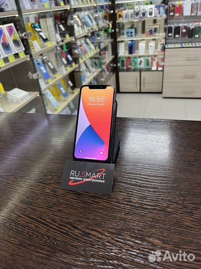 iPhone X 256Gb гарантия