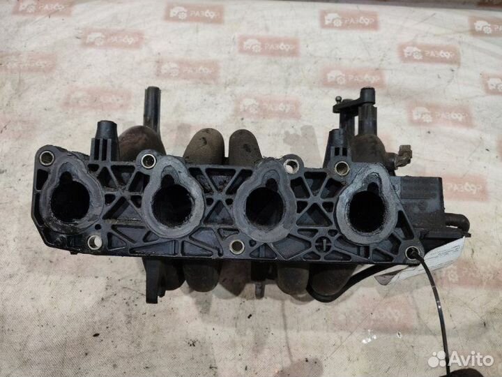 Коллектор впускной Renault Logan LS0A K7J 2008