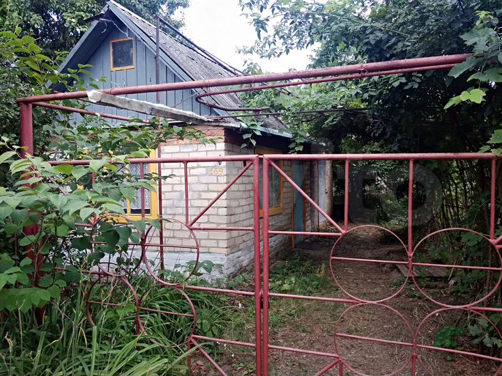 Дача 20 м² на участке 5 сот.