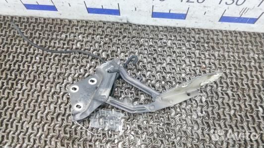 Петля капота volkswagen touareg 7L (3AD12D502)