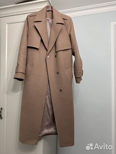 Женское пальто цвета пыльной розы