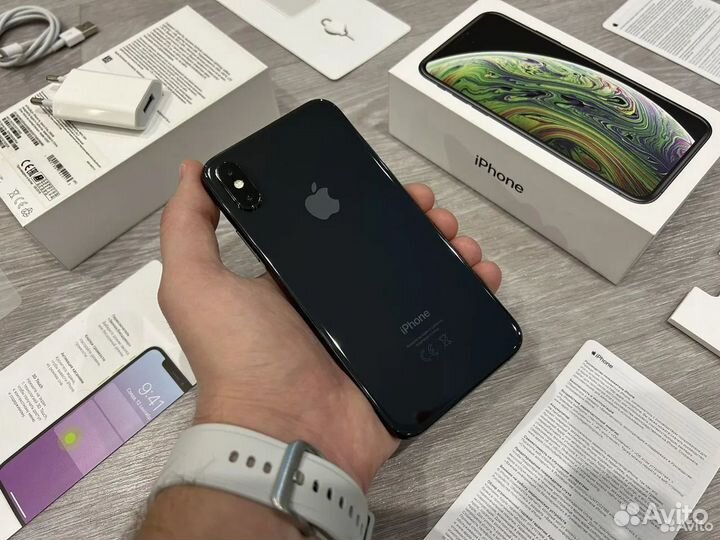 iPhone Xs, 64 ГБ