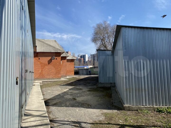 Магазин-Склад, 2700 м²