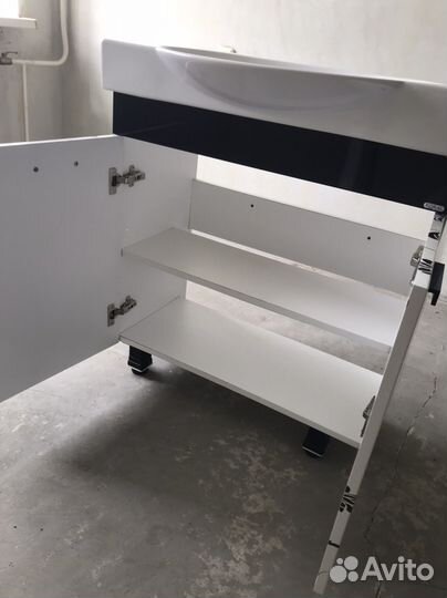 Раковина в ванную с тумбой