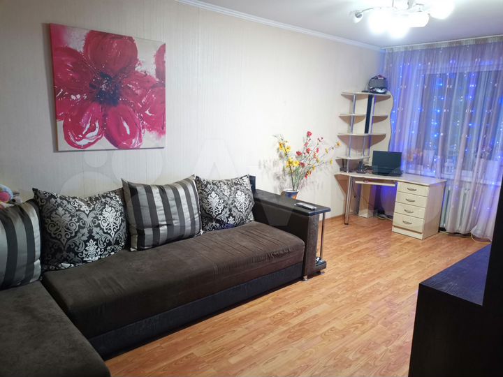 3-к. квартира, 60 м², 2/5 эт.