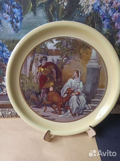 Тарелки на стену. Элегантный декор