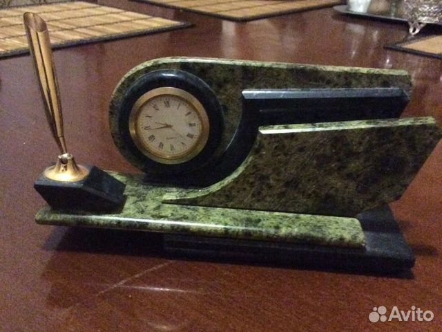 Настольные часы