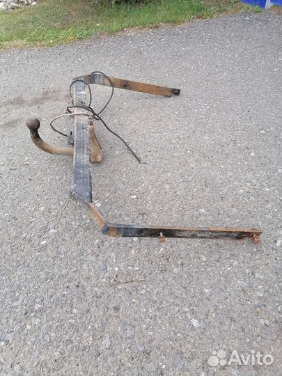 Фаркоп форд фокус 2