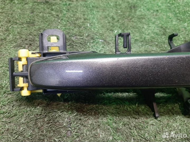 Ручка наружная двери передней правой Toyota Verso