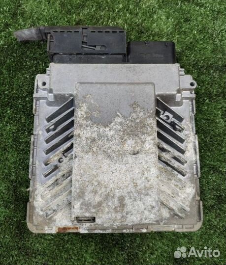 Блок управления двигателем Volkswagen Passat 2007