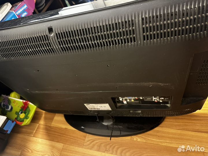 Телевизор samsung