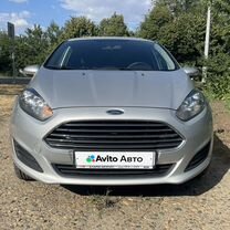 Ford Fiesta 1.6 MT, 2018, 137 000 км, с пробегом, цена 1 050 000 руб.