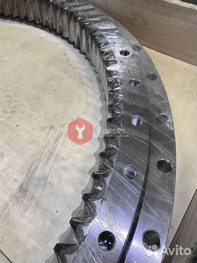 Опорно-поворотный круг DX160LC 140109-00050