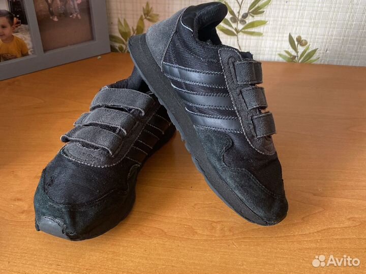 Кроссовки adidas оригинал