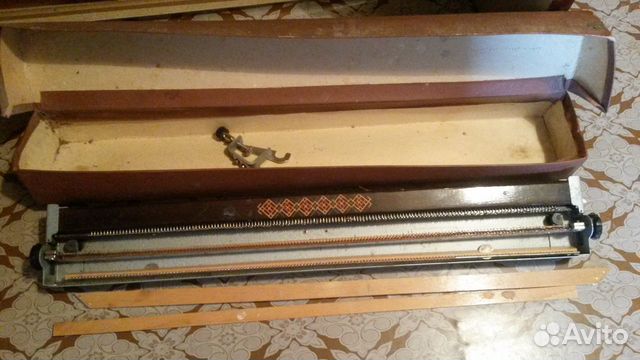 Ручная вязальная машинка 