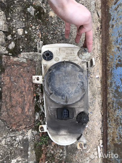 Фара левая Golf 3