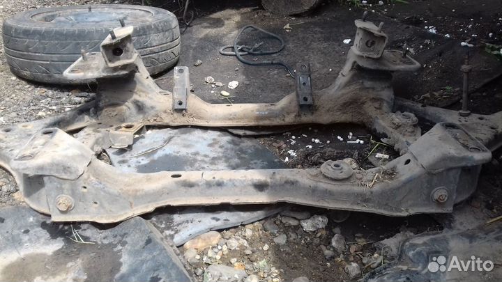 Балка переднего моста Mazda MPV lvlr