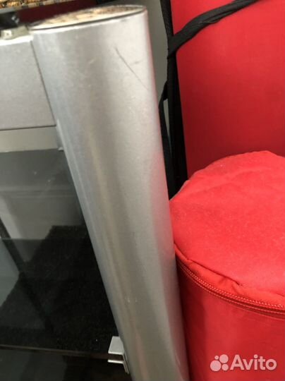 Стеклянная тумба под тв