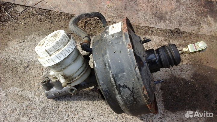 Тормозной вакум Мицубиси Каризма