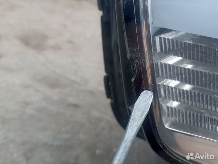 Фара левая Kia Quoris рестайлинг