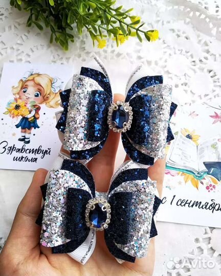 Заколки, бантики, резинки, ободки, школьные бантик