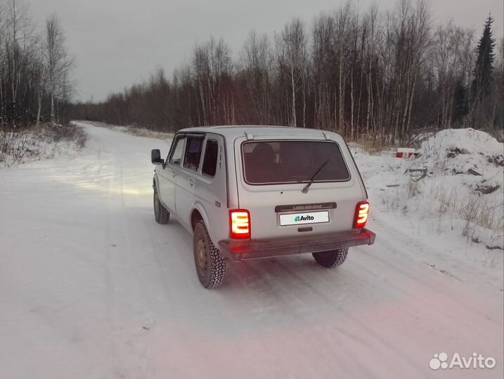 LADA 4x4 (Нива) 1.7 МТ, 2009, 151 400 км
