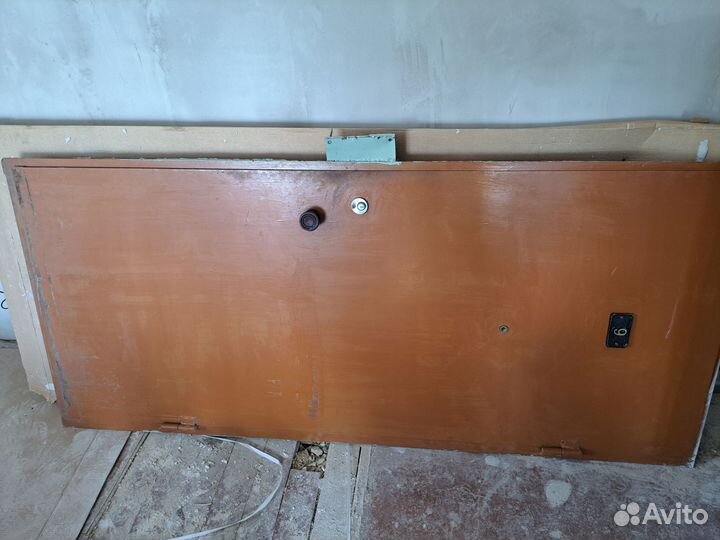 Дверь входная металлическая