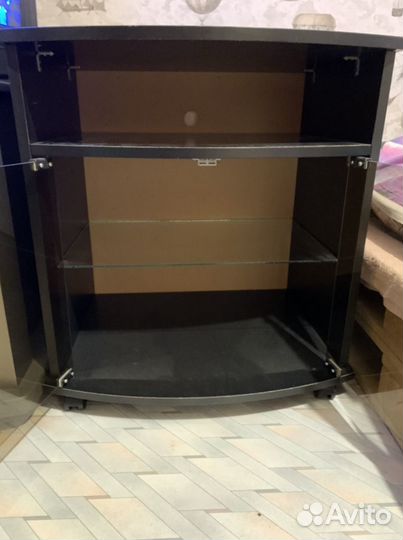 Тумба под телевизор