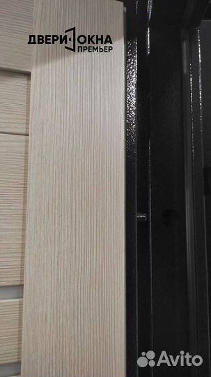 Входная дверь Линия 8