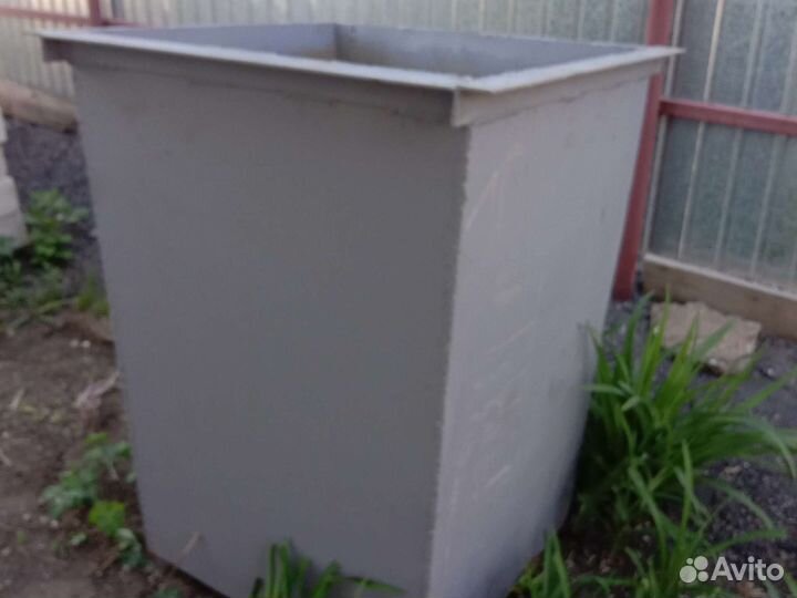 Бак для мусора