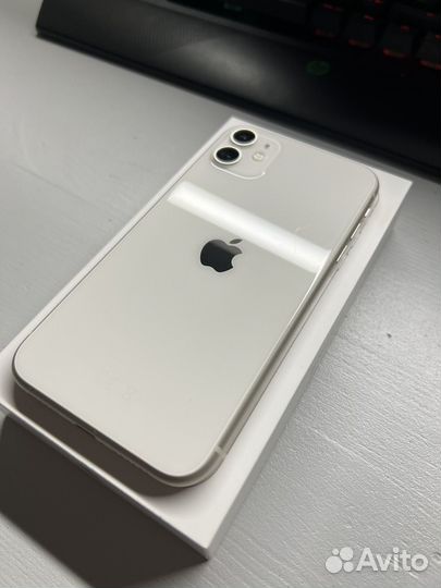 iPhone 11, 64 ГБ