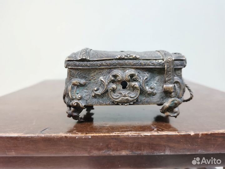 Шкатулка копилка 19 век латунь Европа редкость