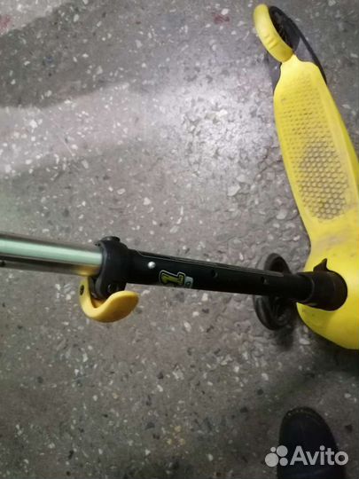 Самокат детский трехколесный