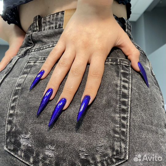 Маникюр с покрытием и наращивание ногтей