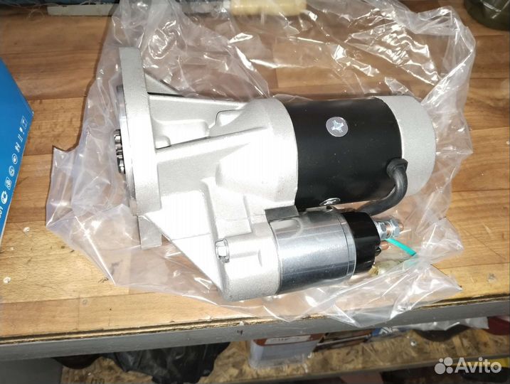 Стартер новый