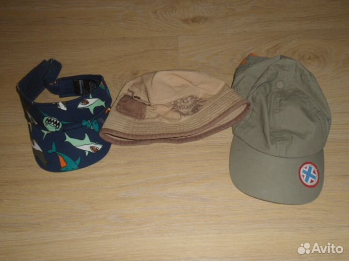 Шапки на мальчика, панамы, перчатки