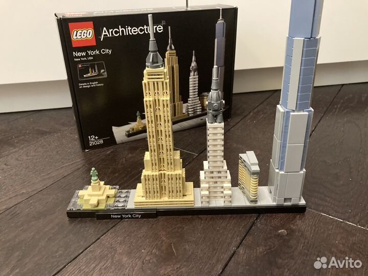 Lego статуя свободы минифигурка