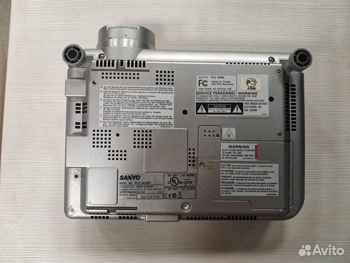 Проектор Sanyo PLC-XU83