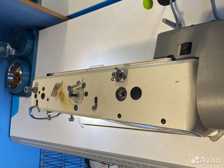 Промышленная швейная машина a4f