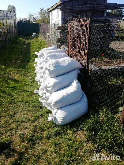 Чернозем,торф,песок, опилки, в мешках